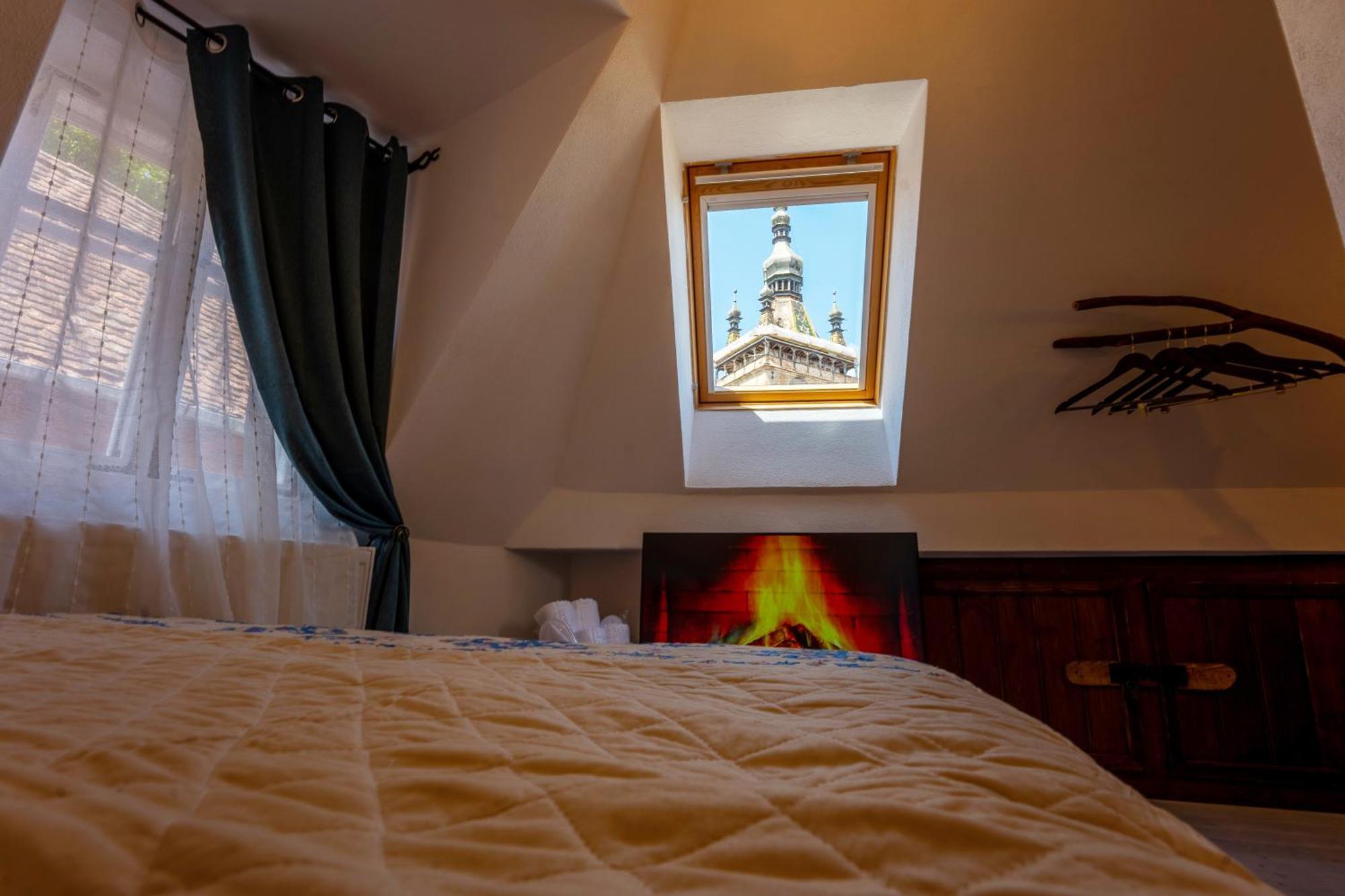 Blue House Citadel Apartment Sighisoara