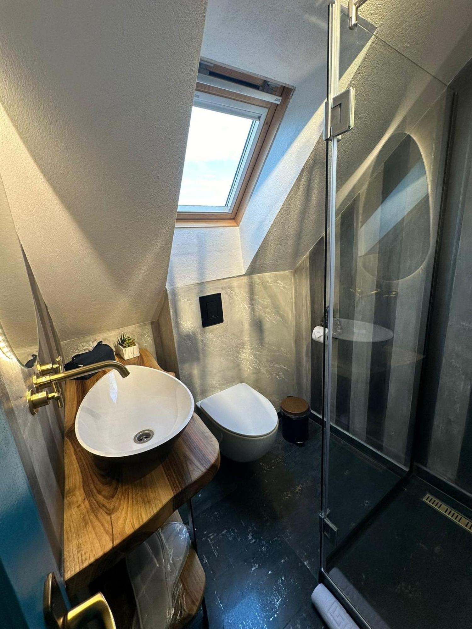 Blue House Citadel Apartment *