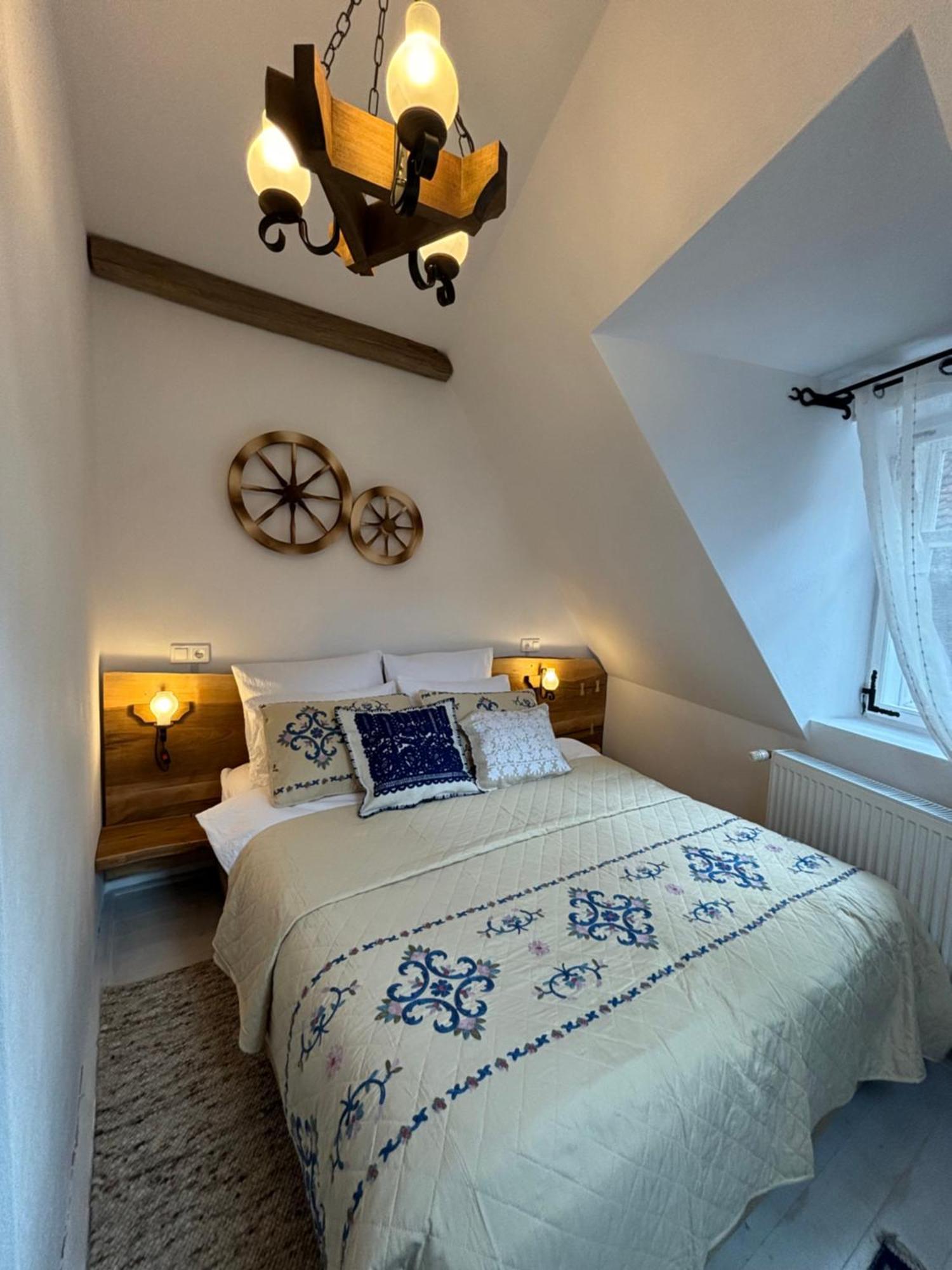 Blue House Citadel Apartment